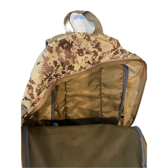 Generic Desert Tan Camo Tactical Backpack - Picture 4 of 4